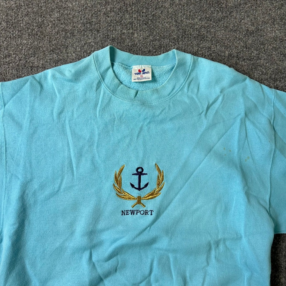 Tee Jays Sweatshirt Mens Size XL Blue USA Newport Anchor Crest Embroidered Vtg